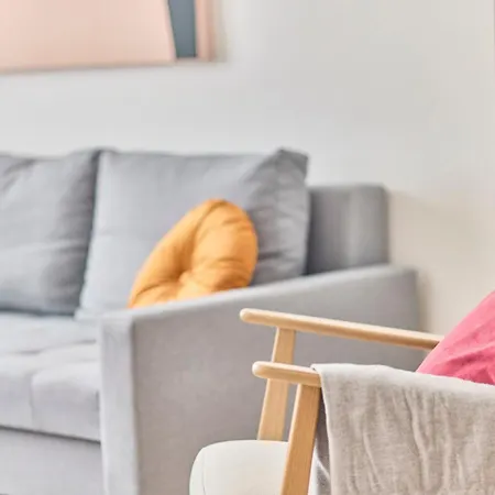 Apartamento Rosalia -Zentrumsnahe Wohnung Mit Balkon & Parkplatz, Ideal Fuer Familien & Geschaeftsreisende *