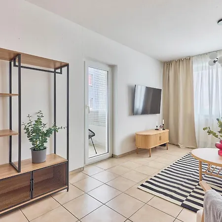 Lejlighed Rosalia -zentrumsnahe Mit Balkon & Parkplatz, Ideal Fuer Familien & Geschaeftsreisende