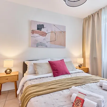 Apartamento Rosalia -Zentrumsnahe Wohnung Mit Balkon & Parkplatz, Ideal Fuer Familien & Geschaeftsreisende Kaiserslautern