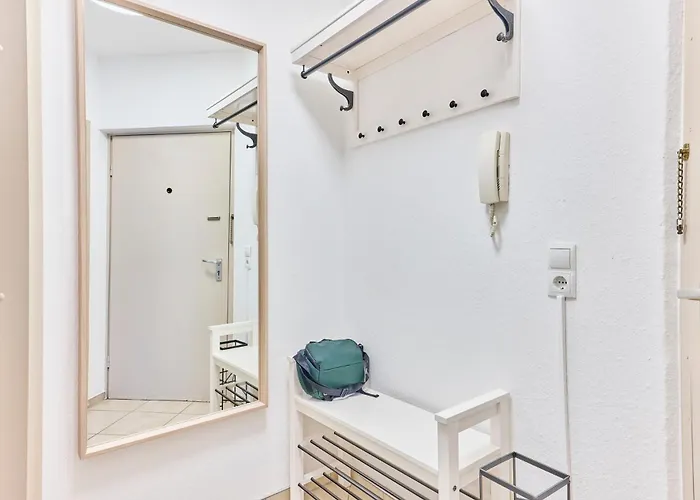 Rosalia -Zentrumsnahe Wohnung Mit Balkon & Parkplatz, Ideal Fuer Familien & Geschaeftsreisende