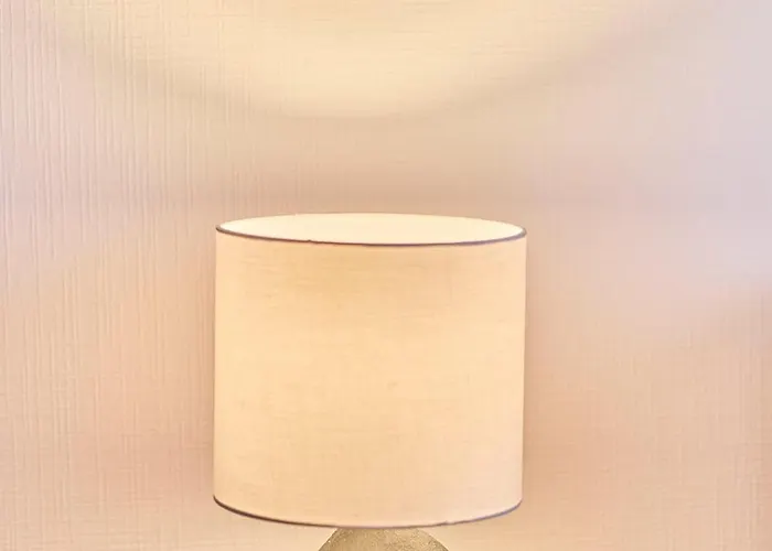 Apartamento Rosalia -Zentrumsnahe Wohnung Mit Balkon & Parkplatz, Ideal Fuer Familien & Geschaeftsreisende *