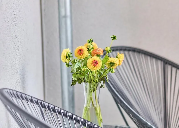 Rosalia -Zentrumsnahe Wohnung Mit Balkon & Parkplatz, Ideal Fuer Familien & Geschaeftsreisende Kaiserslautern